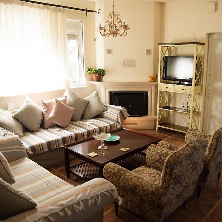 Villa The Early Bird - Cosy 2-Floor House With Garden Alexandroupoli Exterior foto